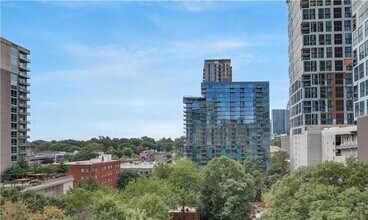 1101 Juniper St NE, Unit 1105 in Atlanta, GA - Foto de edificio - Building Photo