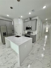1106 W June St in Kissimmee, FL - Building Photo - Building Photo