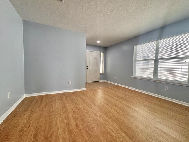 10855 Tallow Briar Ln in Houston, TX - Building Photo - Building Photo
