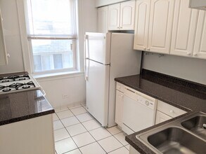 548 Sherman Ave in Evanston, IL - Building Photo - Building Photo