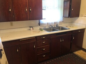 604 Princeton St in Grove City, PA - Building Photo - Building Photo