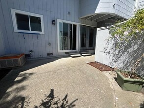 2791 McBride Ln in Santa Rosa, CA - Building Photo - Building Photo