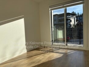 1980 Upper Sundance Dr in West Kelowna, BC - Building Photo - Building Photo