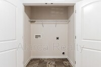 4912 Potter Rd photo'
