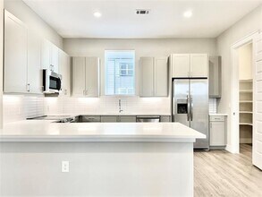 5026 Zion Rd in Garland, TX - Building Photo - Building Photo