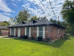 3022 Montwood Dr in Montgomery, AL - Building Photo - Building Photo