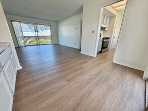 1912 Bataan Rd in Redondo Beach, CA - Building Photo - Building Photo