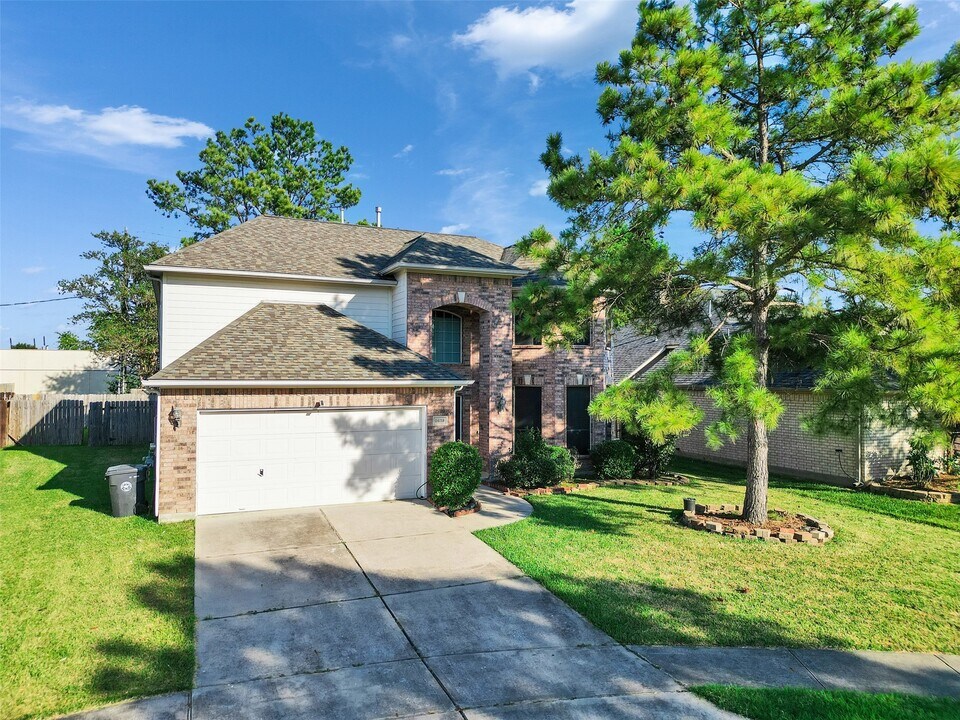 2638 Long Leaf Dr in Sugar Land, TX - Building Photo