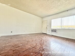 7357 Sepulveda Blvd, Unit 24 in Los Angeles, CA - Building Photo - Building Photo