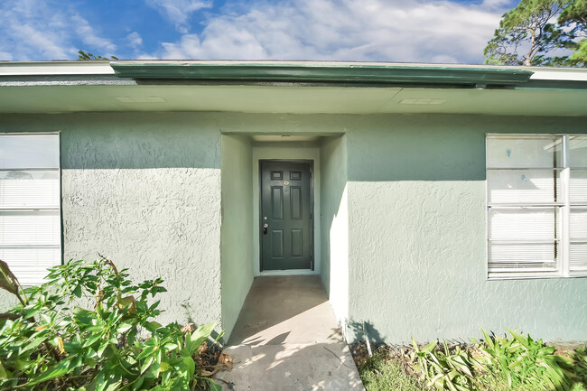 1914 Agora Cir SE-Unit -104 in Palm Bay, FL - Building Photo - Building Photo