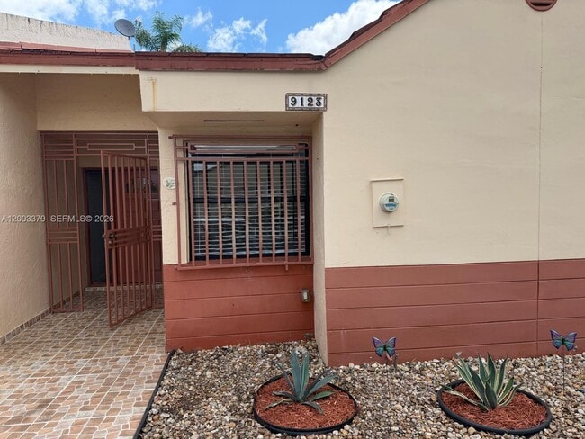 9123 SW 149th Ct in Miami, FL - Building Photo - Building Photo