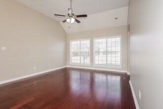 75 Brookwood Cir in Oakland, TN - Foto de edificio - Building Photo