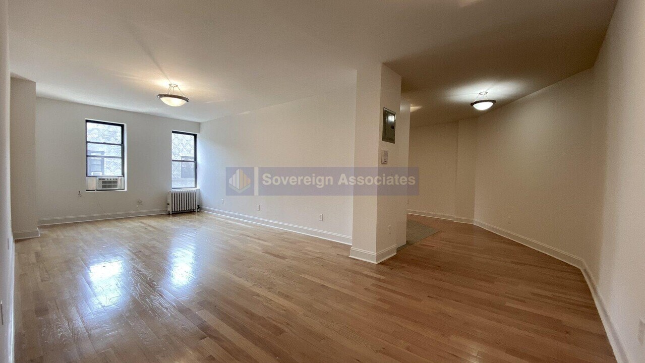 660 Fort Washington Ave in New York, NY - Building Photo
