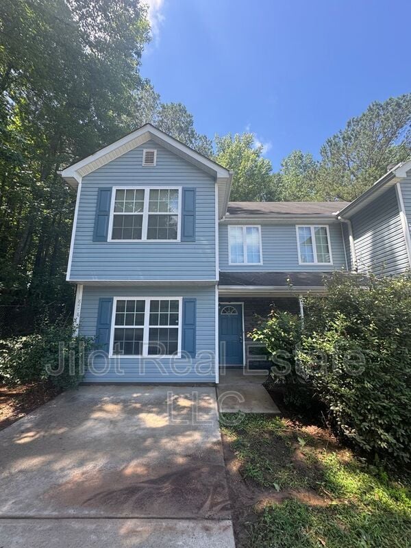 8478 Moultrie Dr