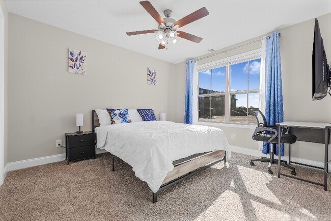 1000 Henry Pl Blvd in Clarksville, TN - Foto de edificio - Building Photo