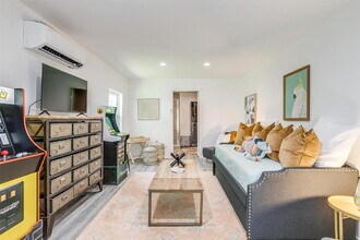 4921 El Campo Ave-Unit -Unit B in Fort Worth, TX - Building Photo - Building Photo