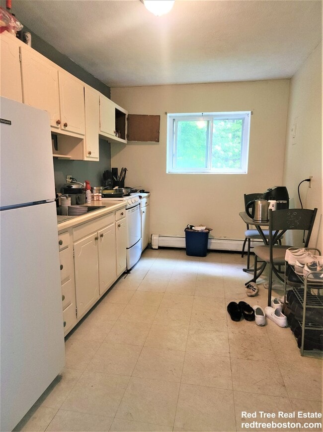 35 Westgate Rd, Unit 3