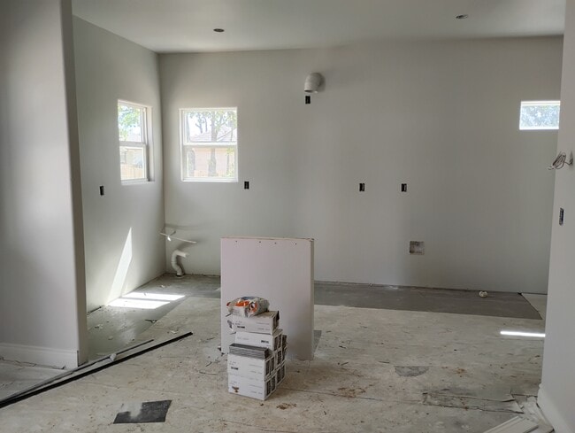 1006 Wooded Holw Ct in Weatherford, TX - Building Photo - Building Photo