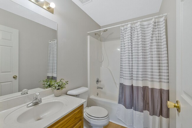 1513 Center Pointe Dr in Murfreesboro, TN - Foto de edificio - Building Photo