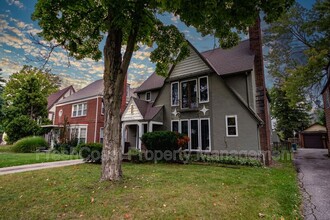 18405 Newell Rd in Shaker Heights, OH - Building Photo - Building Photo