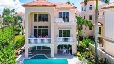 21 Casa Mar Ln in Naples, FL - Building Photo - Building Photo