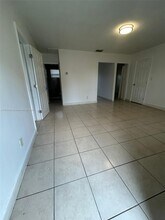 2780 NW 14th St in Fort Lauderdale, FL - Building Photo - Building Photo