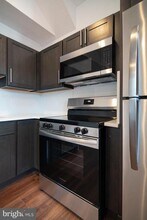 212 Manheim St in Philadelphia, PA - Building Photo - Building Photo