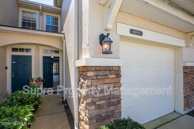 6092 Bartram Village Dr in Jacksonville, FL - Building Photo - Building Photo