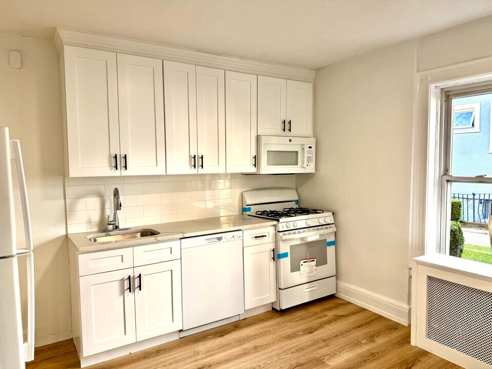 150 Columbus Ave, Unit 1 in Tuckahoe, NY - Building Photo