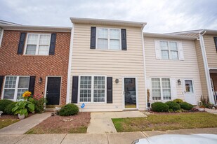 19 Cheltenham Dr in Clayton, NC - Building Photo