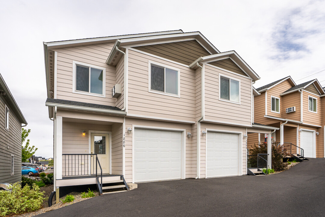 Heron Court in Moscow, ID - Building Photo