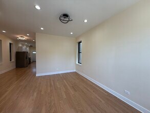 2124 W 18th Pl in Chicago, IL - Building Photo - Building Photo