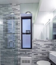 Lexington Avenue, Unit 4 in New York, NY - Building Photo - Building Photo