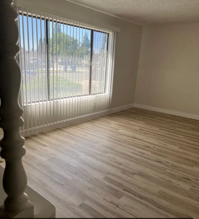 6646 N Thorne Ave in Fresno, CA - Building Photo - Building Photo