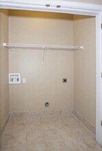 870 Mayson Turner Rd NW in Atlanta, GA - Building Photo - Building Photo