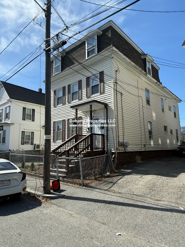 property at 33 S Whipple St