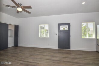 3831 North 8th St in Phoenix, AZ - Building Photo - Building Photo