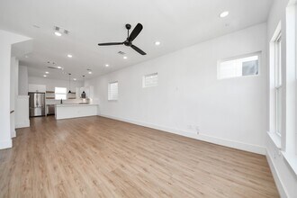 4806 Cochran St in Houston, TX - Building Photo - Building Photo