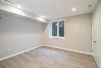 1432 Clymer St, Unit 1 in Philadelphia, PA - Building Photo - Building Photo