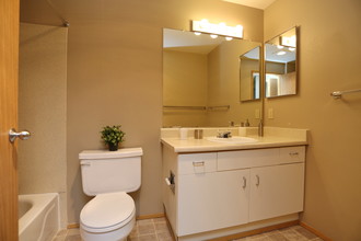 Northbrook Place Apartments in Seattle, WA - Building Photo - Interior Photo
