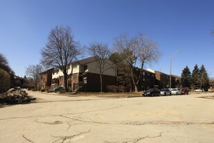 1-80 Wickstead Way in Markham, ON - Building Photo