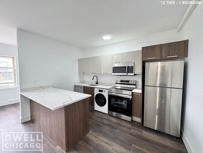 5638 N Ashland Ave, Unit 1 in Chicago, IL - Building Photo - Building Photo