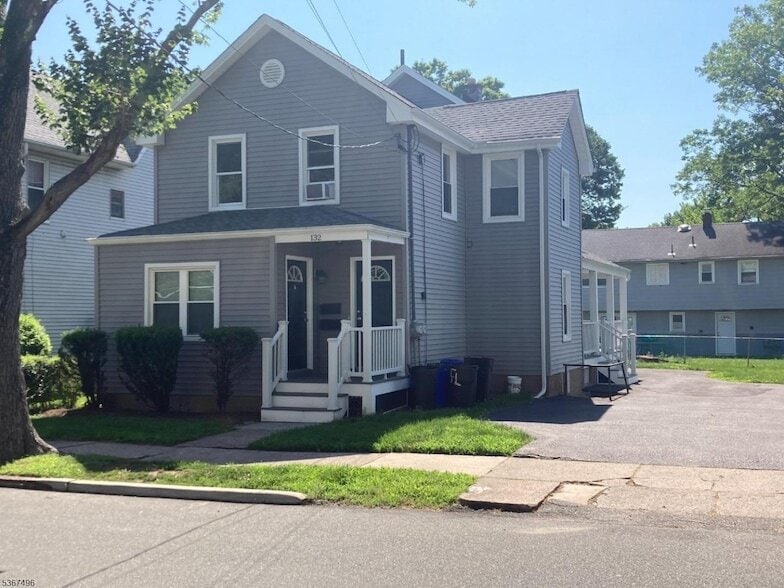 132 Stevens Ave in Little Falls, NJ - Building Photo