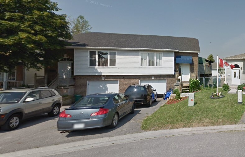 1344 Brackenwood Crescent in Kingston, ON - Building Photo