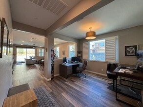 331 Coastal Redwood St in Las Vegas, NV - Foto de edificio - Building Photo