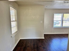 1627 Oceola Ave in Wichita Falls, TX - Building Photo - Building Photo
