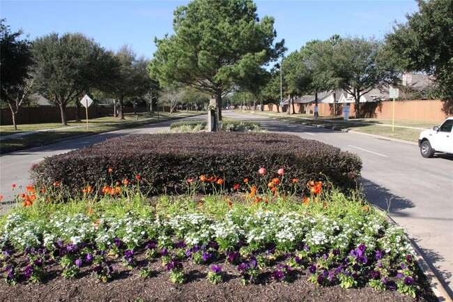 18210 Waverly Bend Ln in Cypress, TX - Foto de edificio - Building Photo