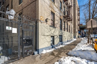 35 McClellan St in Bronx, NY - Building Photo - Building Photo