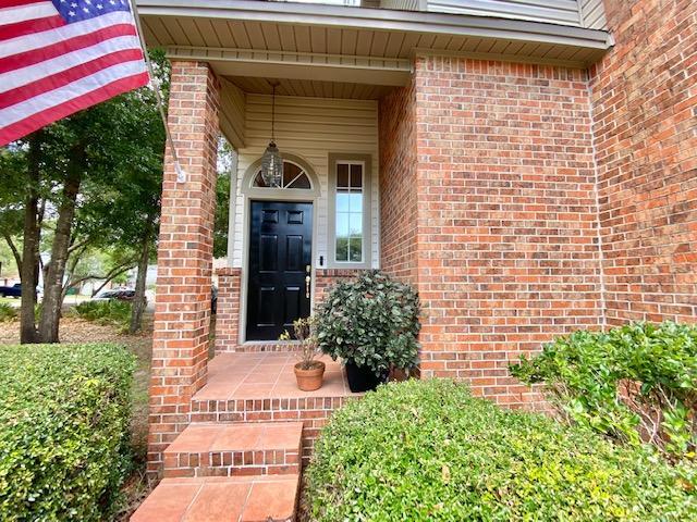 213 Parkwood Cir in Niceville, FL - Building Photo - Building Photo