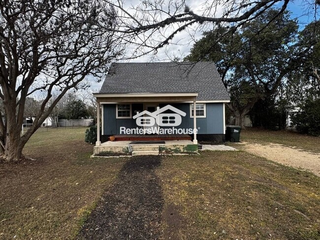 property at 406 S Main St